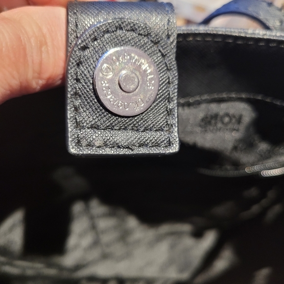 Michael Kors black tote - Picture 7 of 10